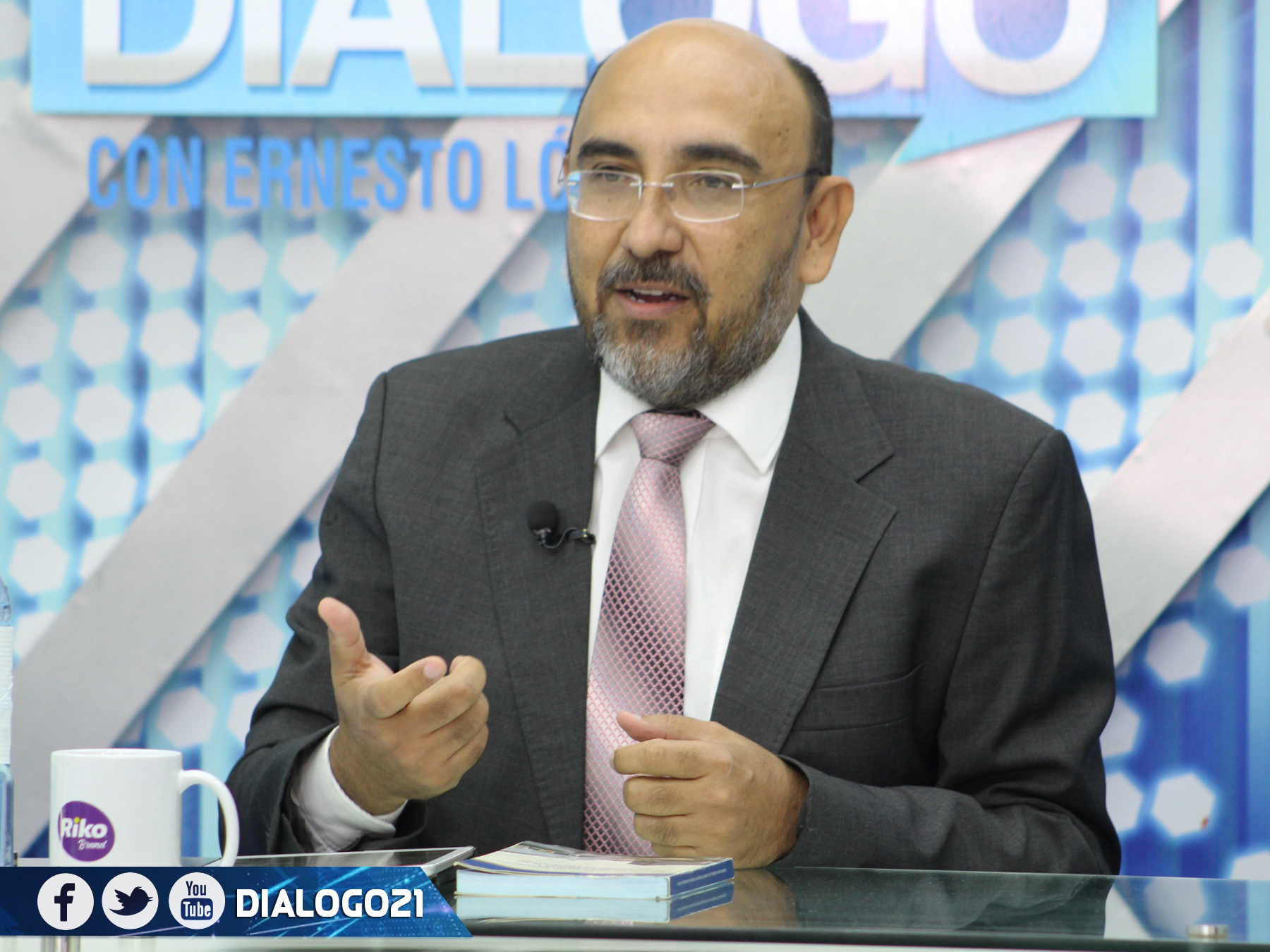 Analista político ligado a la oposición llama a paro nacional del transporte público analista-politico-ligado-a-la-oposicion-llama-a-paro-nacional-del-transporte-publico